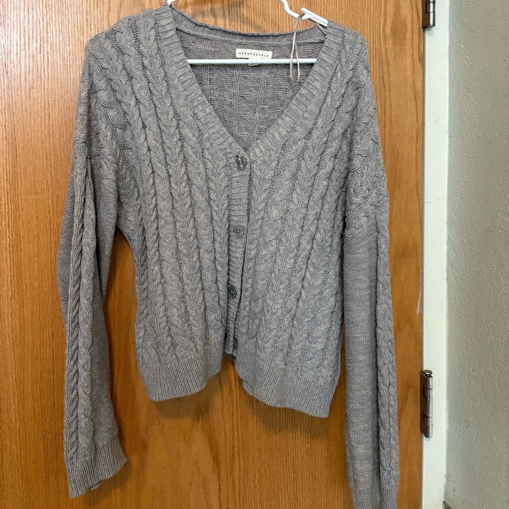 Aéropostale grey knit cardigan in size large